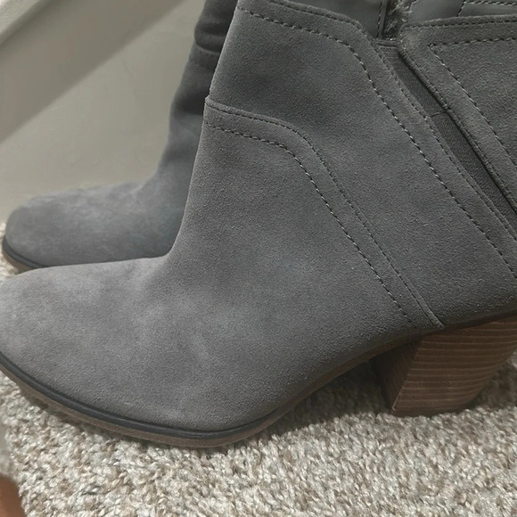 Franco Sarto Domino Ankle Boots Suede Leather
Block Heel Gray Sz 7 - Picture 5 of 9